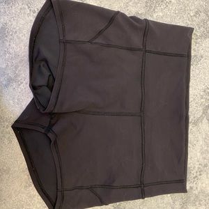 Lululemon yoga shorts. Size 6. Worn maybe twice.